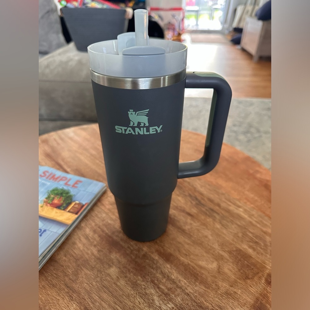 Stanley The Quencher H2.0 Flowstate™ Tumbler | 30 OZ